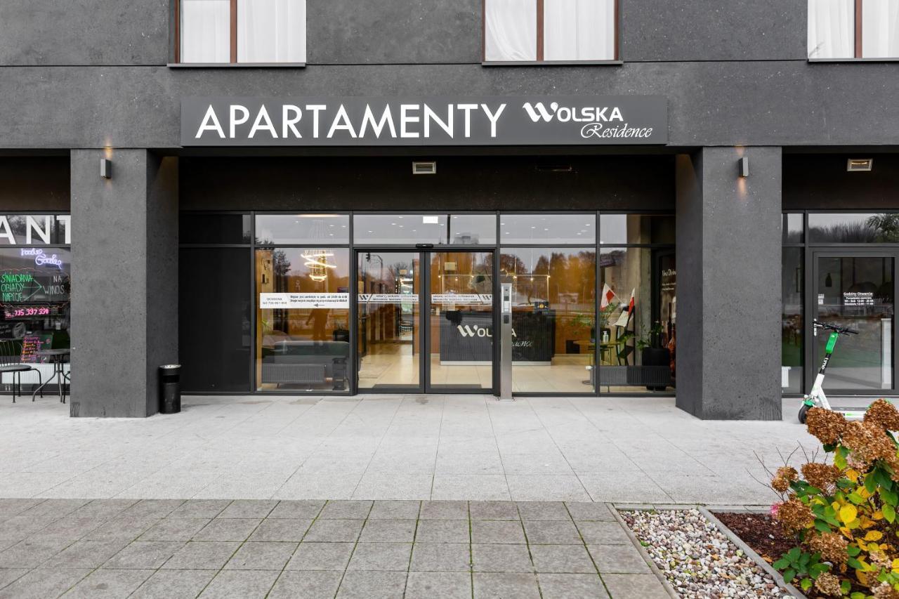 Wolska Residence Apartments With Parking By Noclegi Renters Варшава Екстер'єр фото
